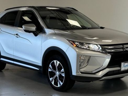 Used 2018 Mitsubishi Eclipse Cross SEL AWD/4WD image 6