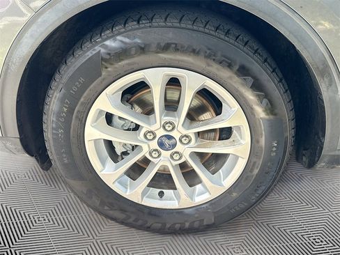 Used 2021 Ford Escape SE image 31