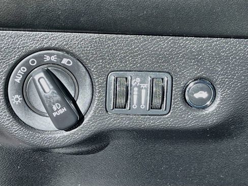 Used 2022 Dodge Challenger GT w/ Plus Package AWD/4WD image 10