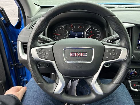 Used 2024 GMC Terrain SLE w/ Driver Convenience Package AWD/4WD image 14