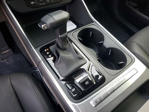 New 2026 Kia Carnival EX FWD image 25