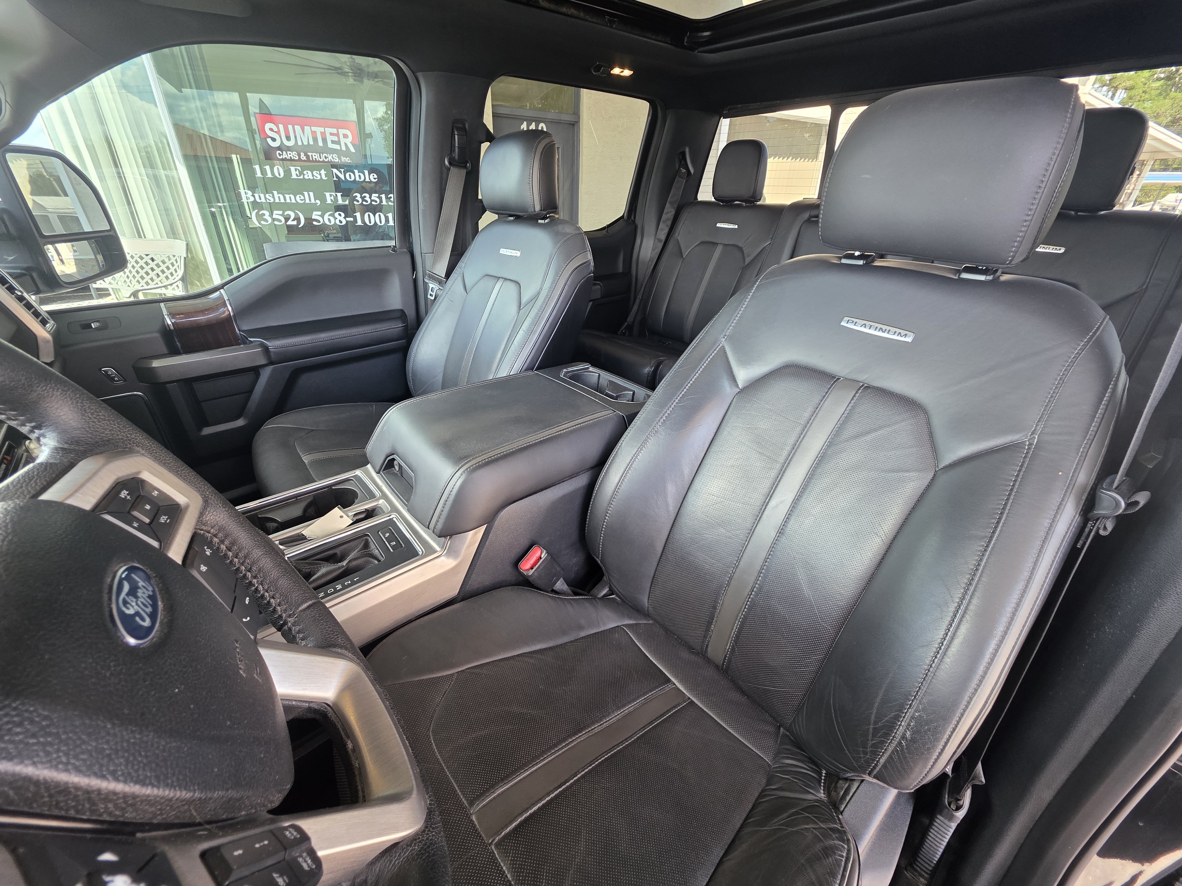 Used 2015 Ford F150 Platinum w/ Equipment Group 701A Luxury AWD/4WD image 15