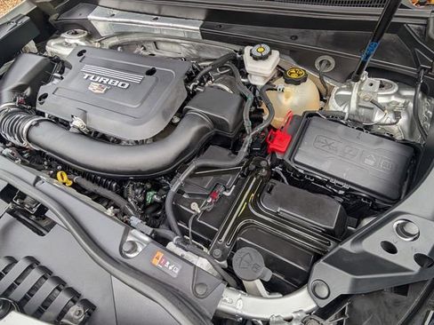 Used 2022 Cadillac XT4 Premium Luxury w/ Enhanced Visibility Package image 29