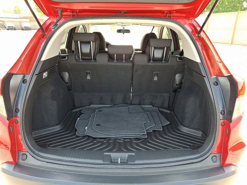 Used 2018 Honda HR-V EX image 28
