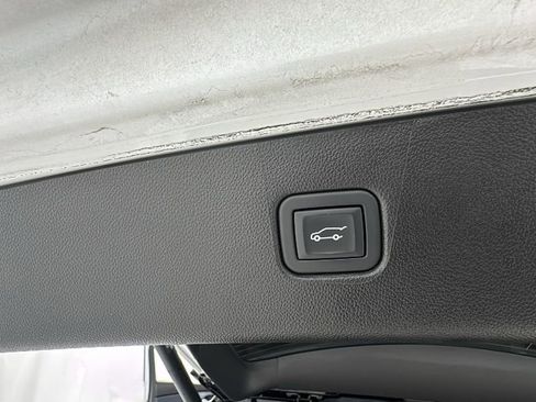 Used 2023 Chevrolet Blazer RS w/ Driver Confidence II Package image 16