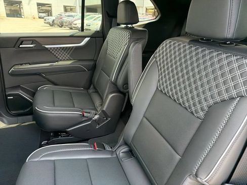 New 2026 GMC Acadia Denali w/ Super Cruise Package AWD/4WD image 19
