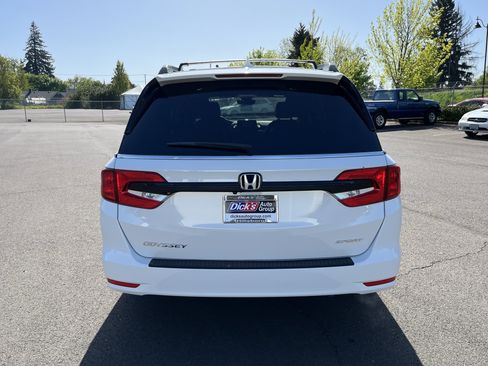 Used 2023 Honda Odyssey Sport image 4