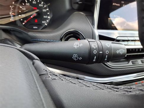 New 2026 Jeep Compass Latitude image 24