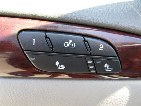 Used 2006 Buick Lucerne CXL w/ Luxury Package FWD image 17