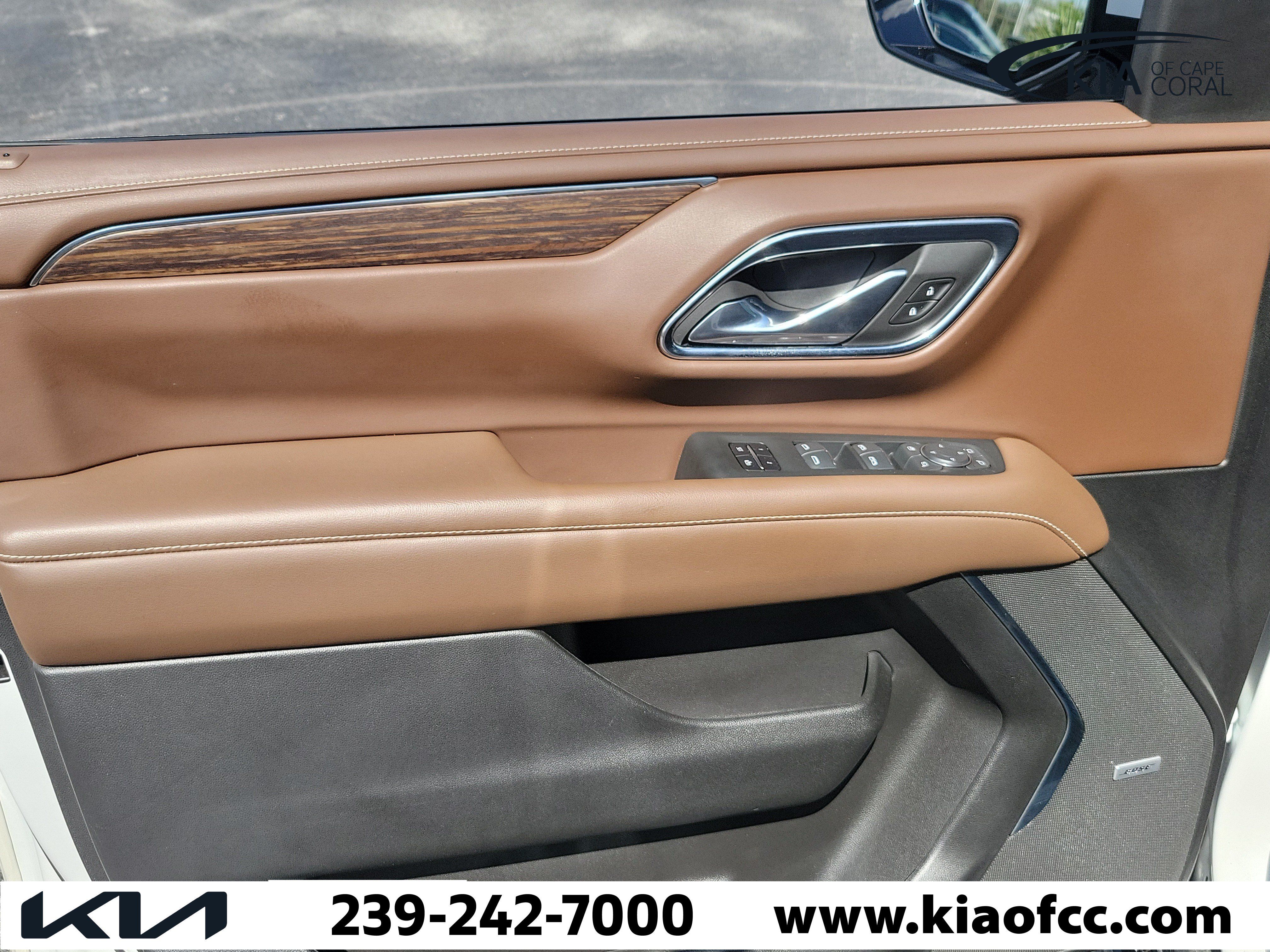 Used 2022 Chevrolet Suburban High Country RWD image 25