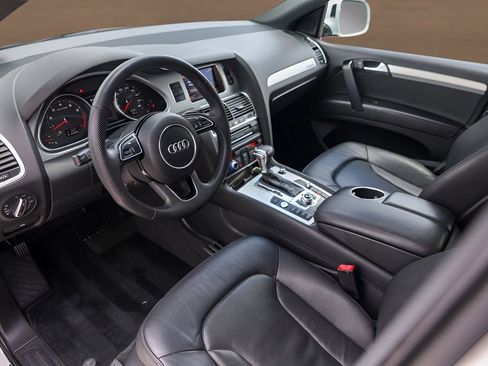 Used 2014 Audi Q7 3.0T S line Prestige w/ Technology Package AWD/4WD image 12
