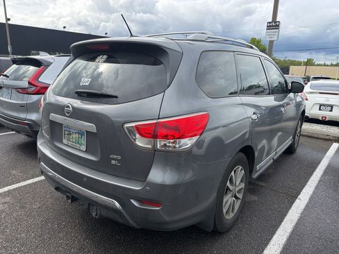 Used 2016 Nissan Pathfinder SL w/ SL Premium Package AWD/4WD image 4