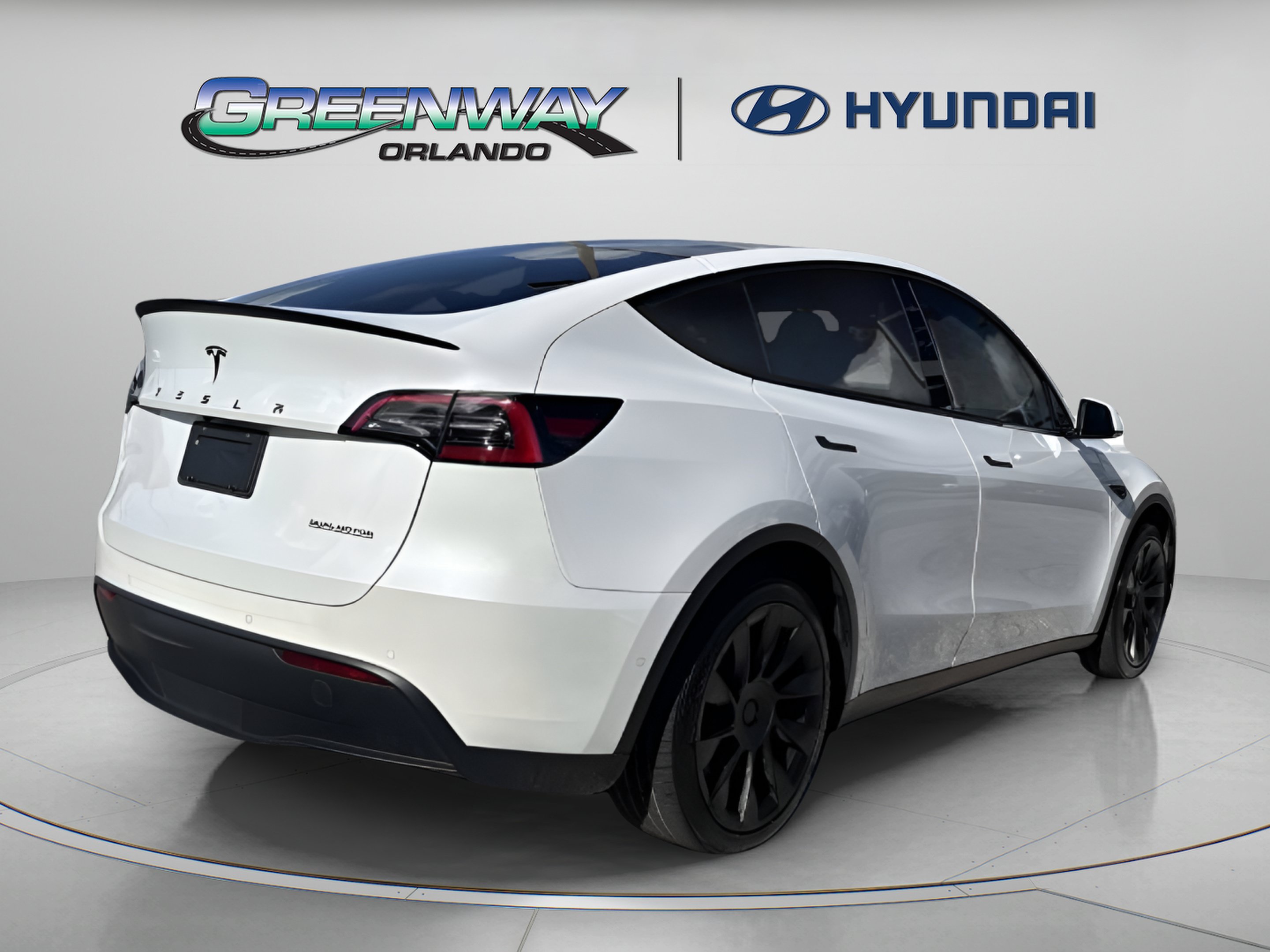Used 2021 Tesla Model Y Long Range AWD/4WD image 7