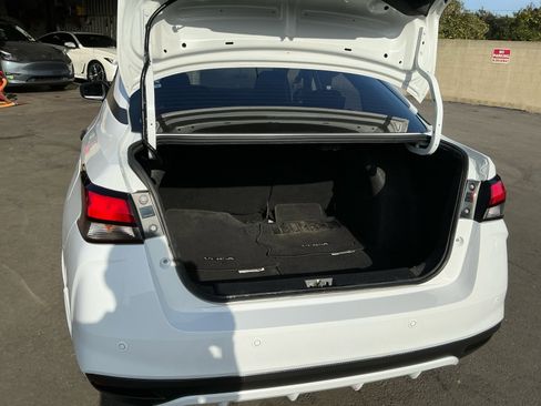 Used 2021 Nissan Versa S image 26