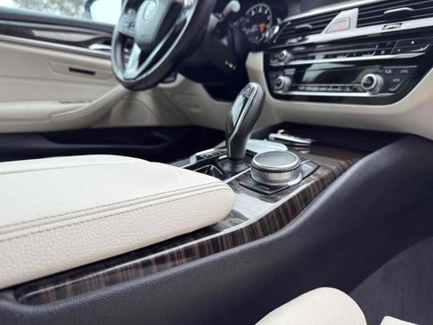 Used 2017 BMW 540i image 51