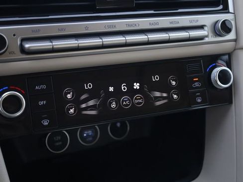 New 2026 Genesis G70 2.5T Prestige image 19