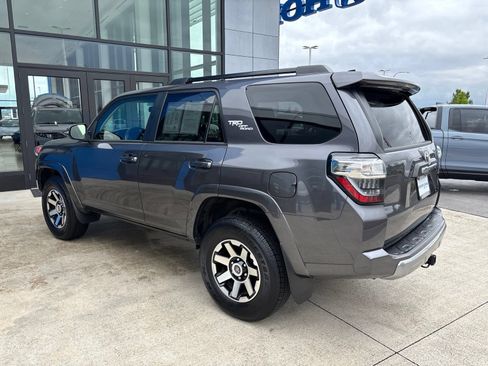 Used 2023 Toyota 4Runner TRD Off-Road Premium w/ Moonroof Package AWD/4WD image 7