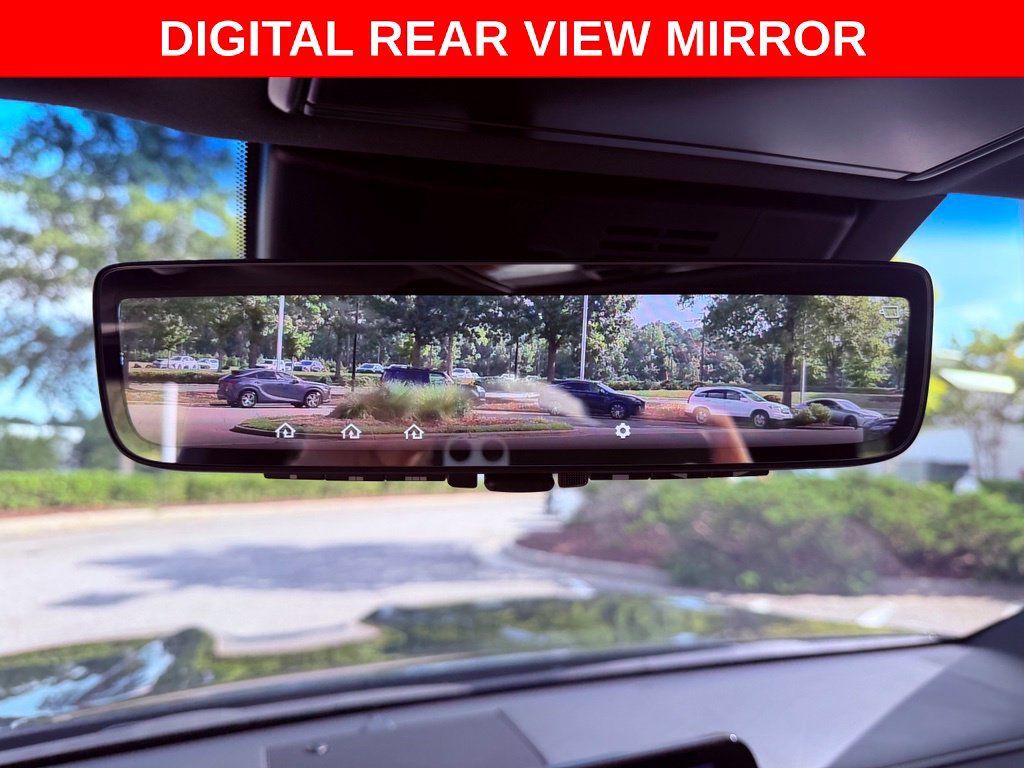 Certified 2025 Lexus LX 700h Overtrail AWD/4WD image 15