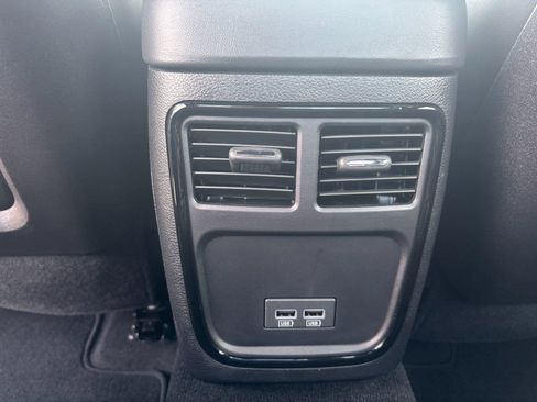 Used 2023 Dodge Charger Scat Pack w/ Daytona Edition Group RWD image 33