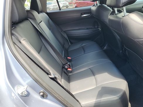 Used 2025 Toyota Corolla Cross XLE FWD image 29