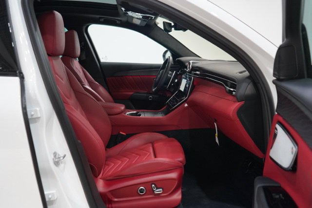 Used 2025 Maserati Grecale Modena AWD/4WD image 36