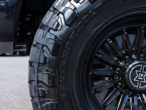 New 2025 Ford F350 Lariat w/ Lariat Ultimate Package image 25