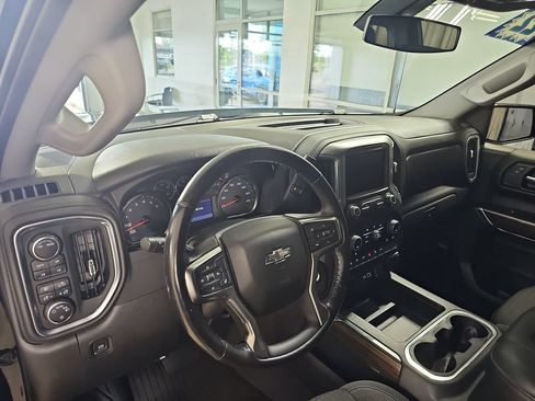 Used 2022 Chevrolet Silverado 1500 RST AWD/4WD image 19
