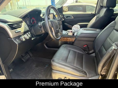 Used 2015 GMC Yukon Denali w/ Premium Package AWD/4WD image 5