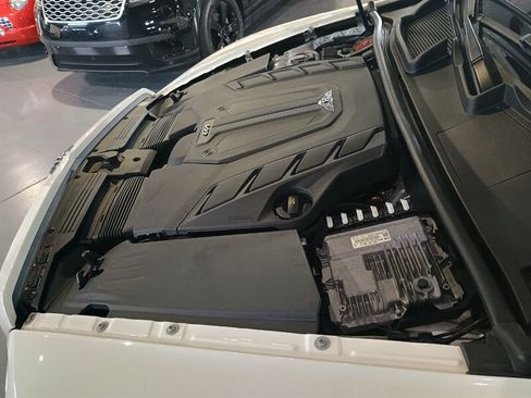 Used 2020 Bentley Bentayga AWD/4WD image 45