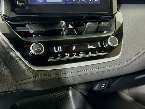 Certified 2024 Toyota Corolla SE FWD image 18