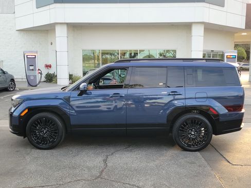 Certified 2025 Hyundai Santa Fe Calligraphy image 2