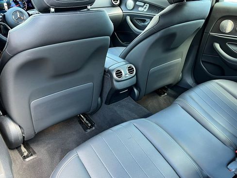 Used 2023 Mercedes-Benz E 350 4MATIC Sedan w/ Premium Package image 34