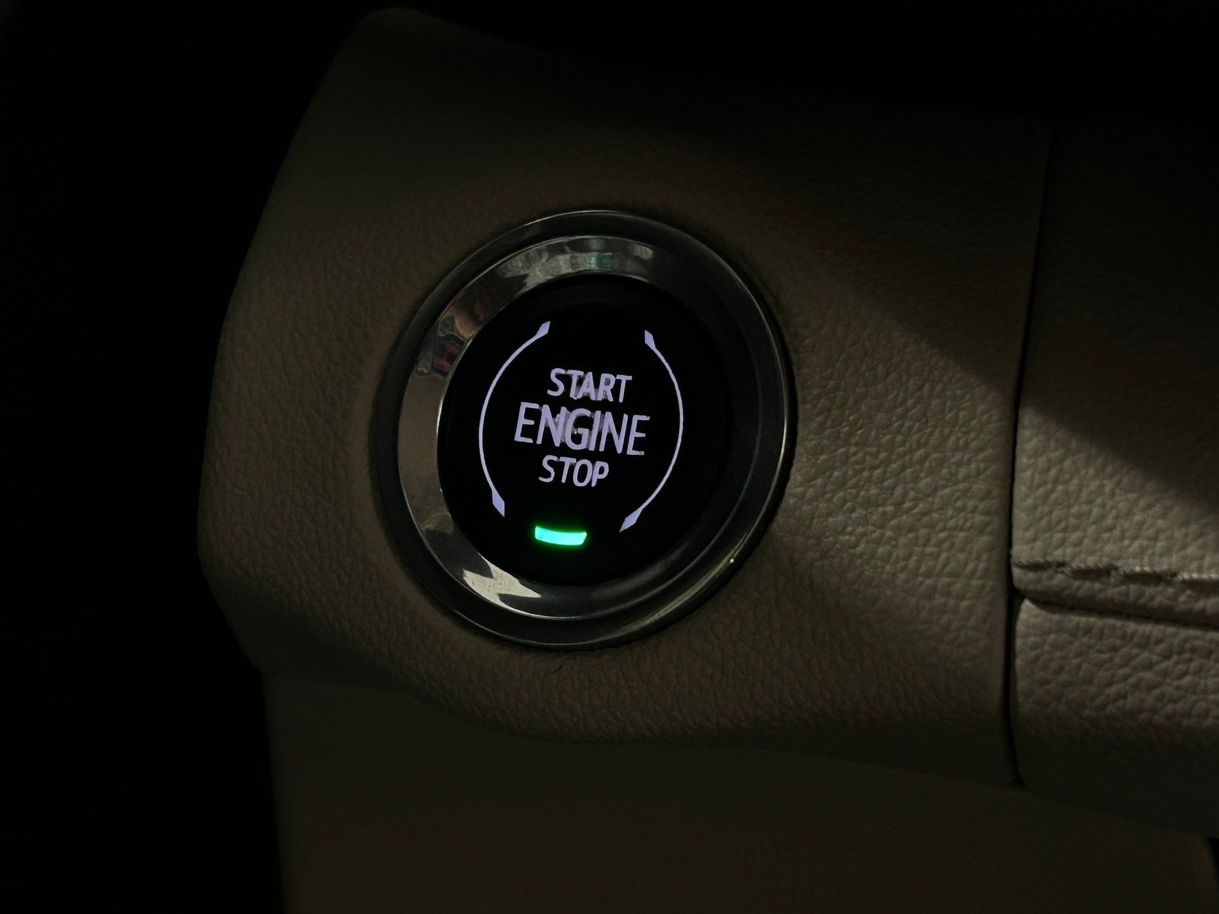 Used 2021 Buick Envision Essence AWD/4WD image 12