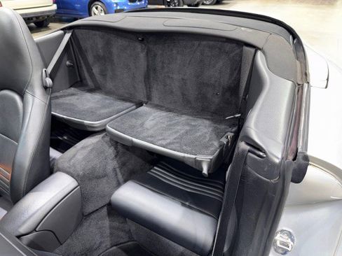 Used 2004 Porsche 911 Carrera 4 image 12