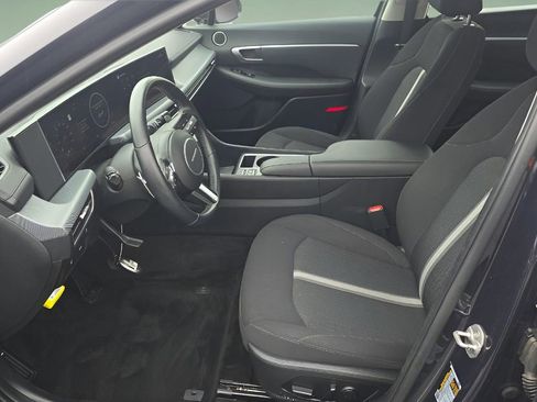 Used 2024 Hyundai Sonata SEL w/ Convenience Package FWD image 5