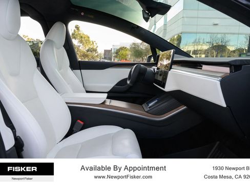 Used 2022 Tesla Model X image 33