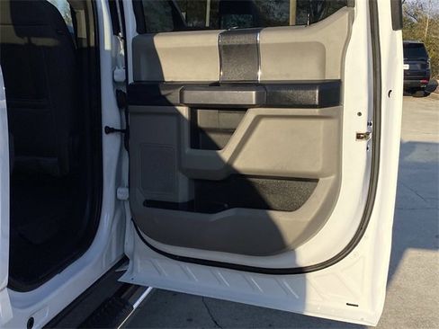 Used 2022 Ford F250 XLT w/ XLT Value Package image 28