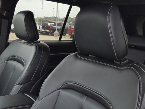 New 2026 Jeep Grand Cherokee Limited AWD/4WD image 14