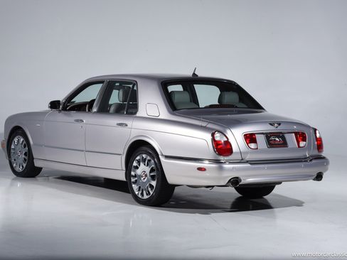 Used 2005 Bentley Arnage R image 4