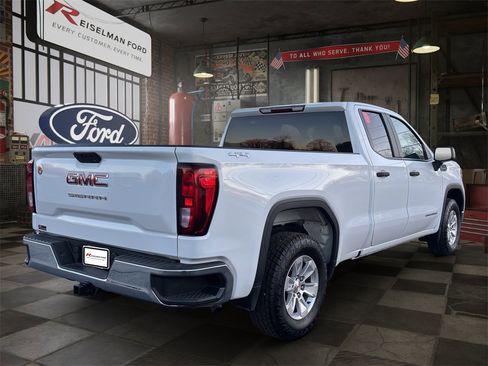 Used 2021 GMC Sierra 1500 4x4 Double Cab w/ Sierra Value Package image 6
