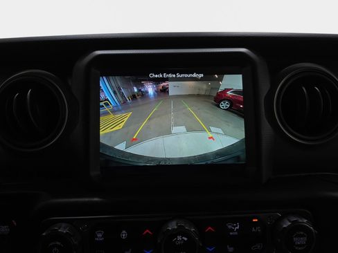 Used 2022 Jeep Wrangler Unlimited Sport AWD/4WD image 25