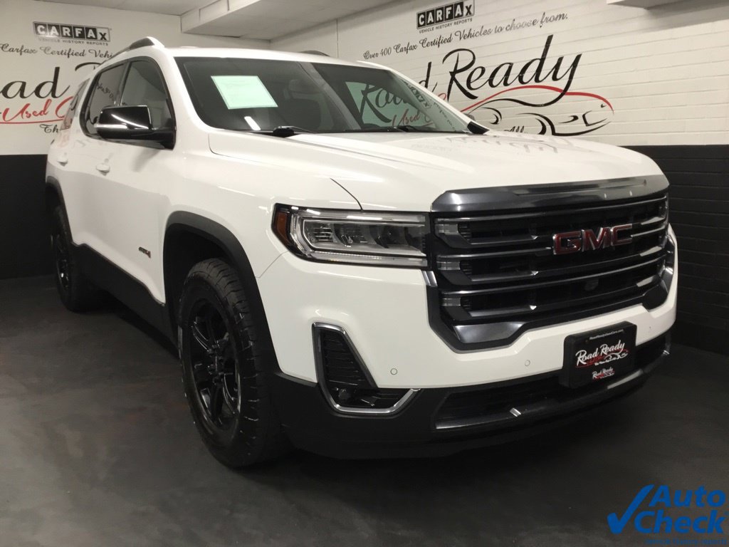 Used 2022 GMC Acadia AT4 w/ Technology Package AWD/4WD image 3
