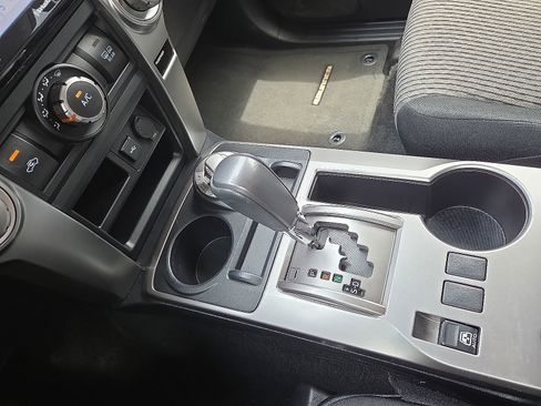 Used 2024 Toyota 4Runner SR5 AWD/4WD image 25