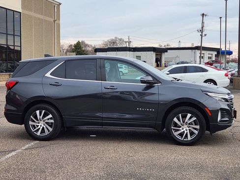 Used 2023 Chevrolet Equinox LT AWD/4WD image 11