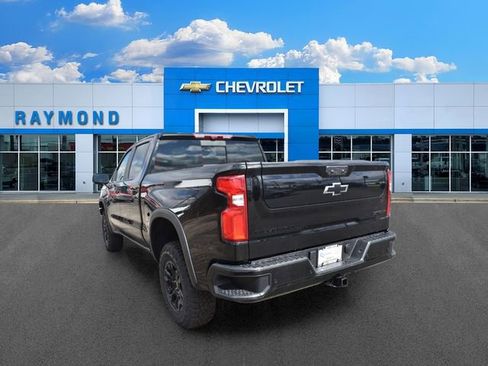 New 2026 Chevrolet Silverado 1500 ZR2 w/ Dark Appearance Package AWD/4WD image 6
