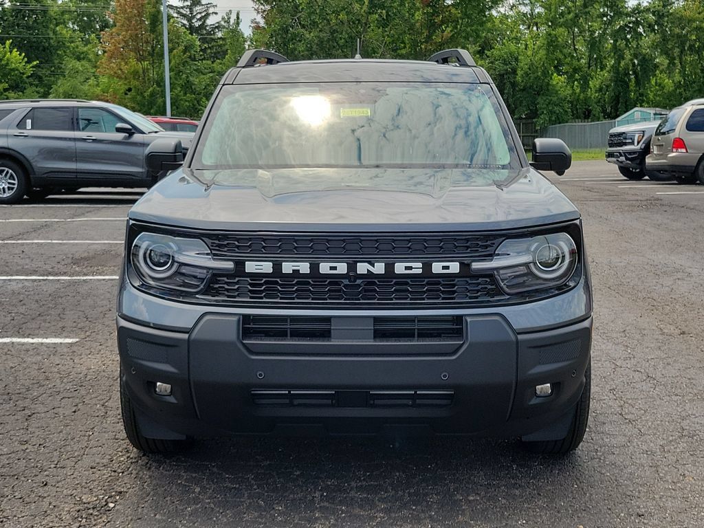New 2026 Ford Bronco Sport Outer Banks w/ Outer Banks Tech Package+ AWD/4WD image 2