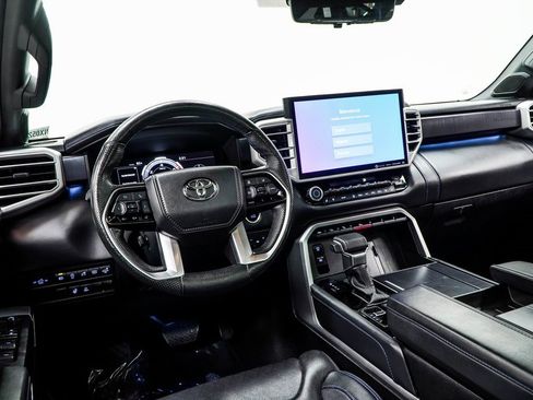 Used 2022 Toyota Tundra Platinum image 5