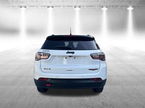 Used 2023 Jeep Compass Trailhawk AWD/4WD image 6