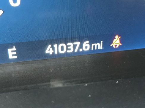 Certified 2022 Ford F150 Lariat w/ Equipment Group 502A High image 16