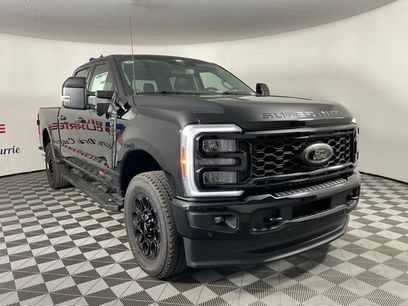 New 2026 Ford F250 Lariat w/ Black Appearance Package